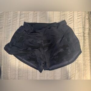 Black camo high rise lululemon speed up 2.5” size 6